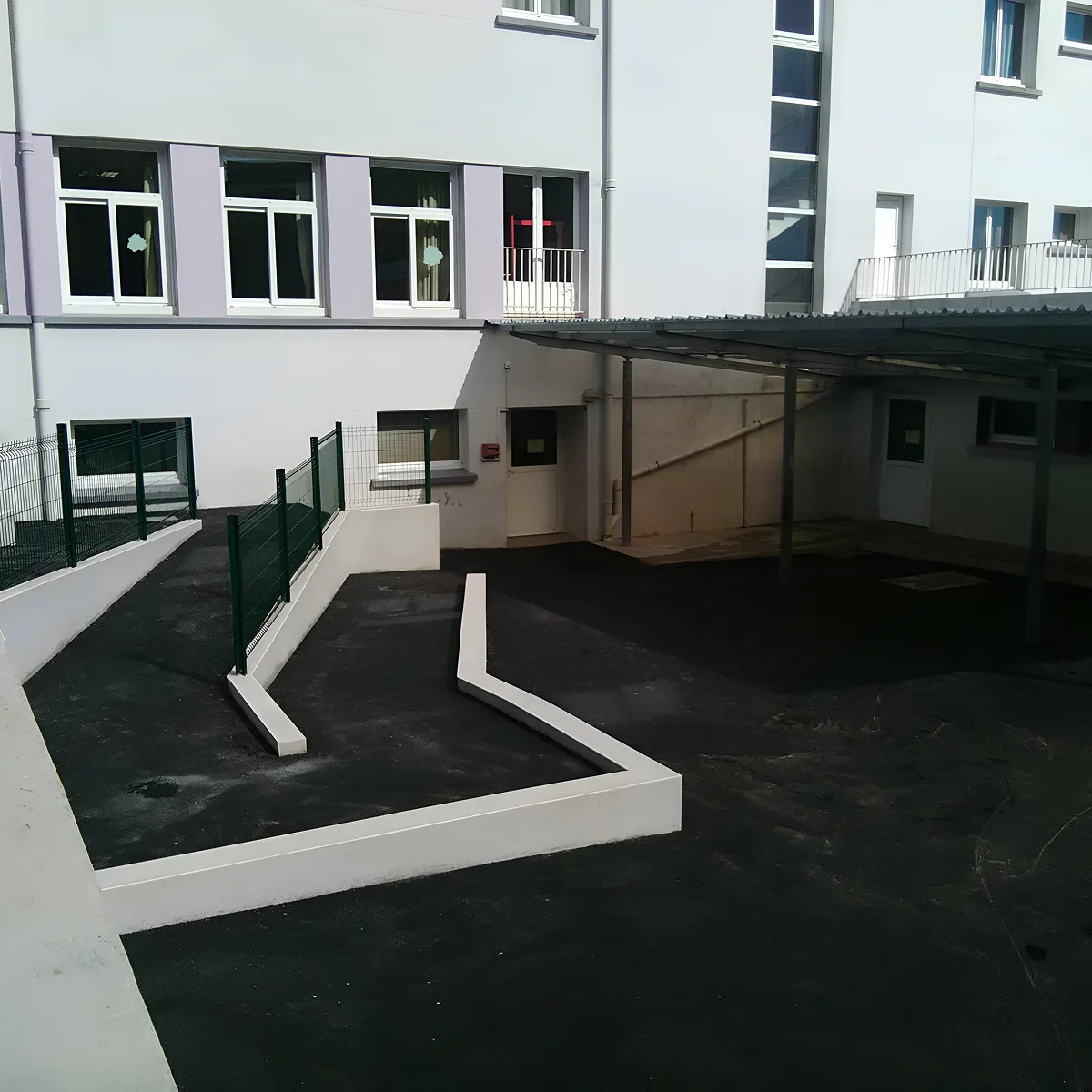 Gecobat Menuiserie Exterieures A Guilers Menagement Exterieur